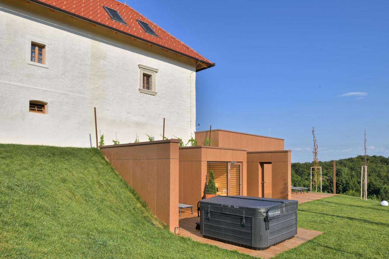 Hisa 1624 - Adults Only Bed & Breakfast Zgornja Kungota Екстериор снимка